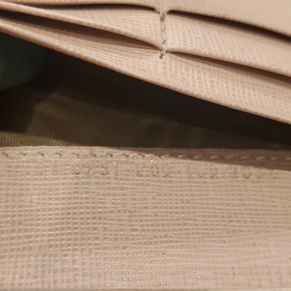 FENDI Baby Pink Wallet - Picture 7 of 16
